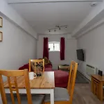 The Maltings - Cosy Apartment Just Outside Of City Centre